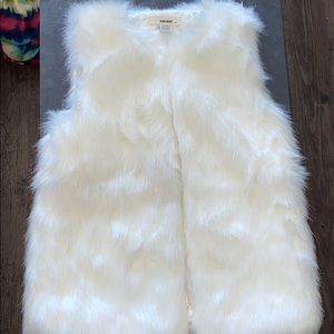 Faux Fur Vest - Sans Souci Faux Fur White Vest